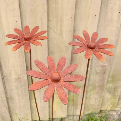 giant rusty rustic flower garden ornament sculpture art 